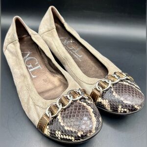 Attilio Giusti Leombruni Tan and Brown Flats with Chain‎ Detail, Size:37-1/2